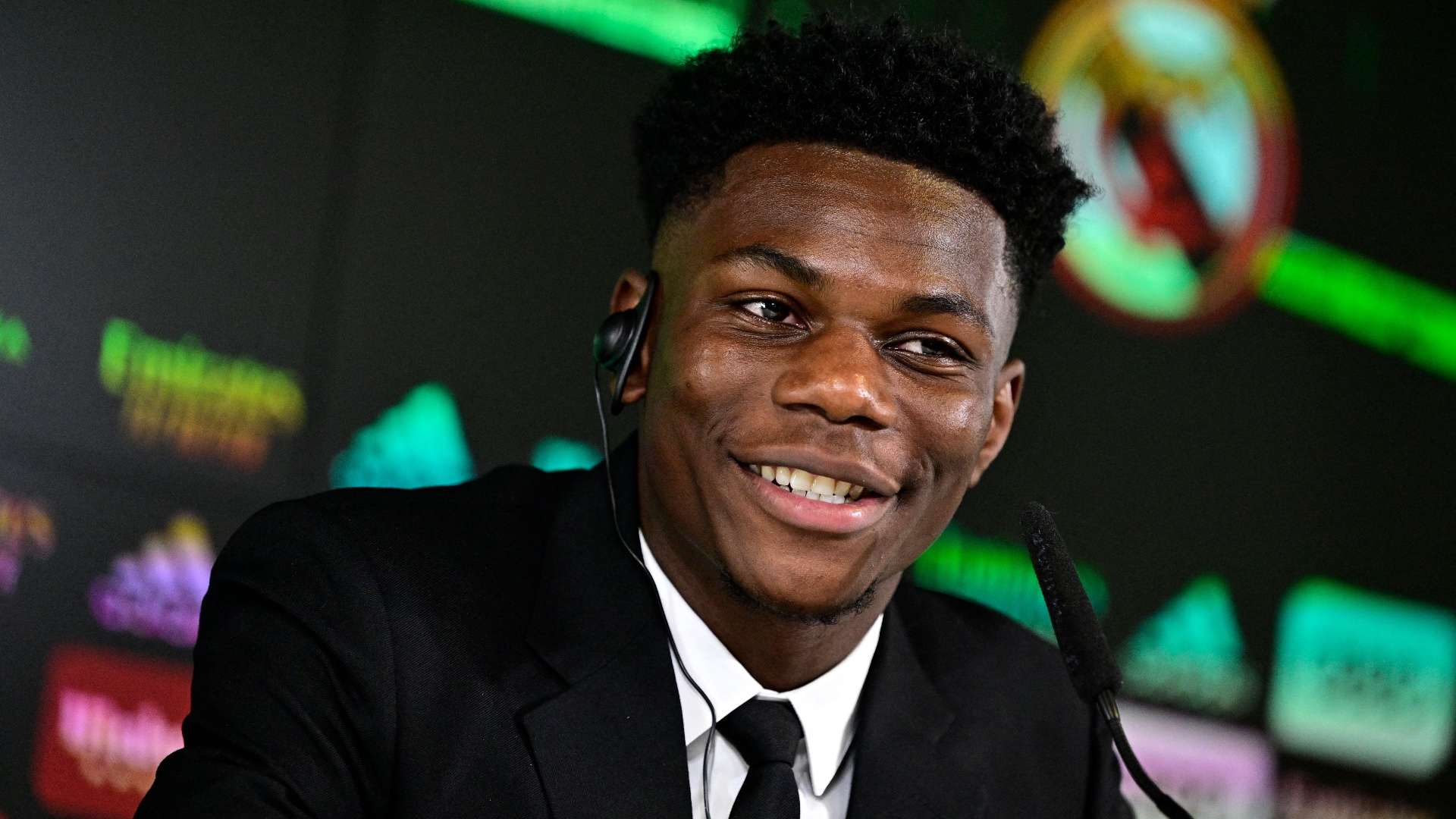 通过与不同 通过与不同